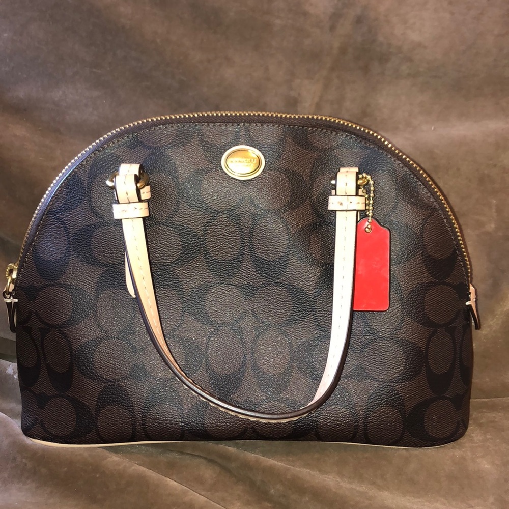 Small coach handbag with complimentary coin purse